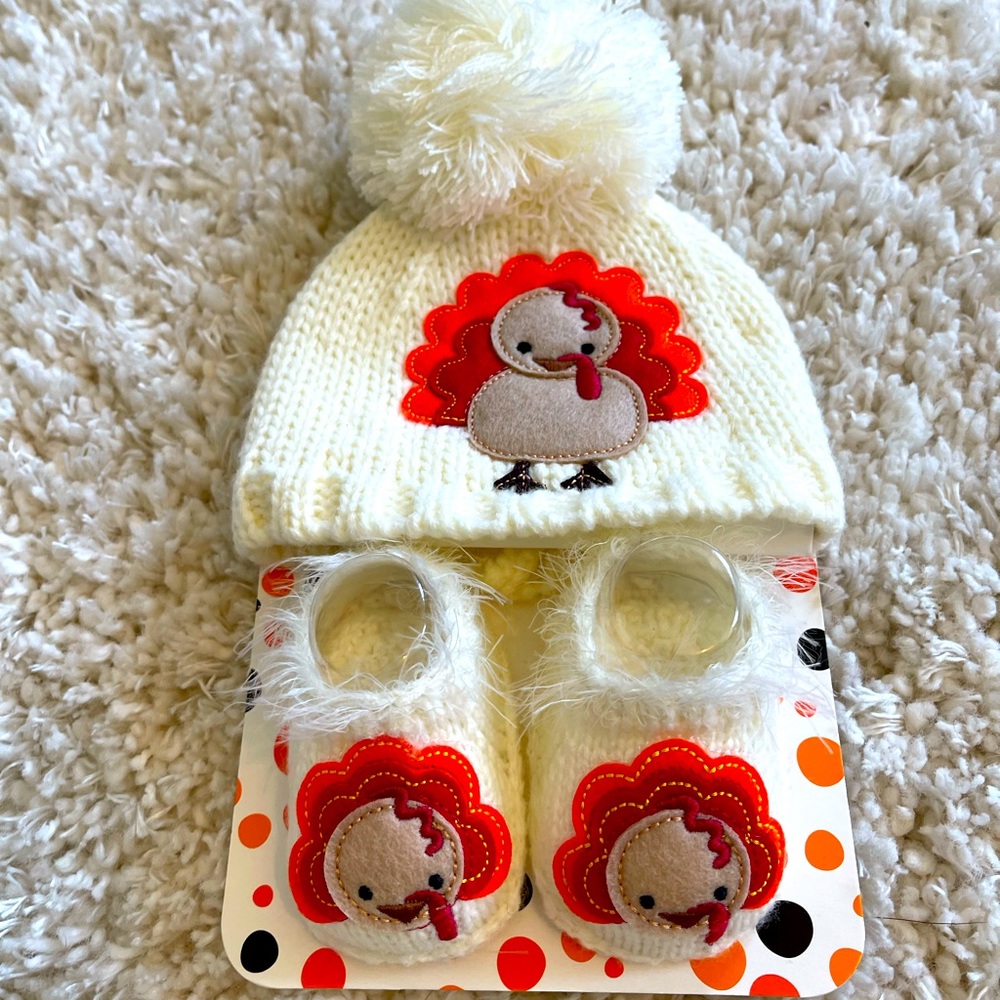 Autumn/thanksgiving hat and booties